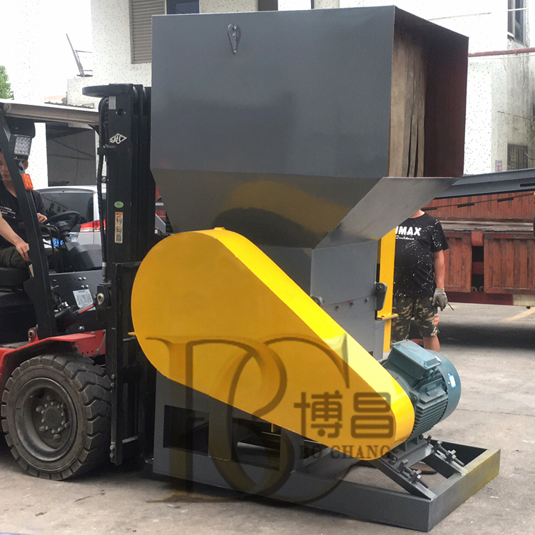 废旧塑料破碎机设备